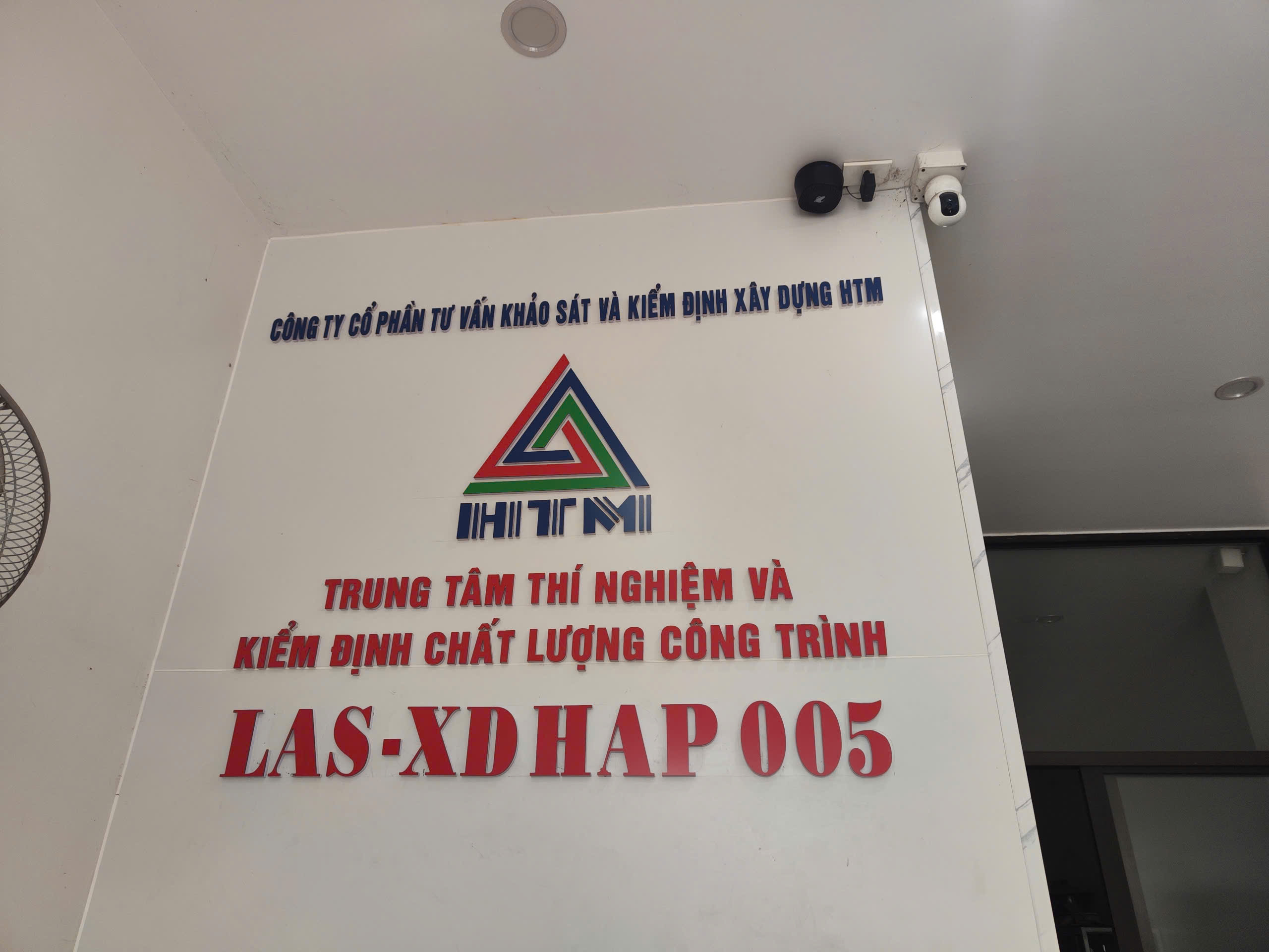 Phòng thí nghiệm HTM