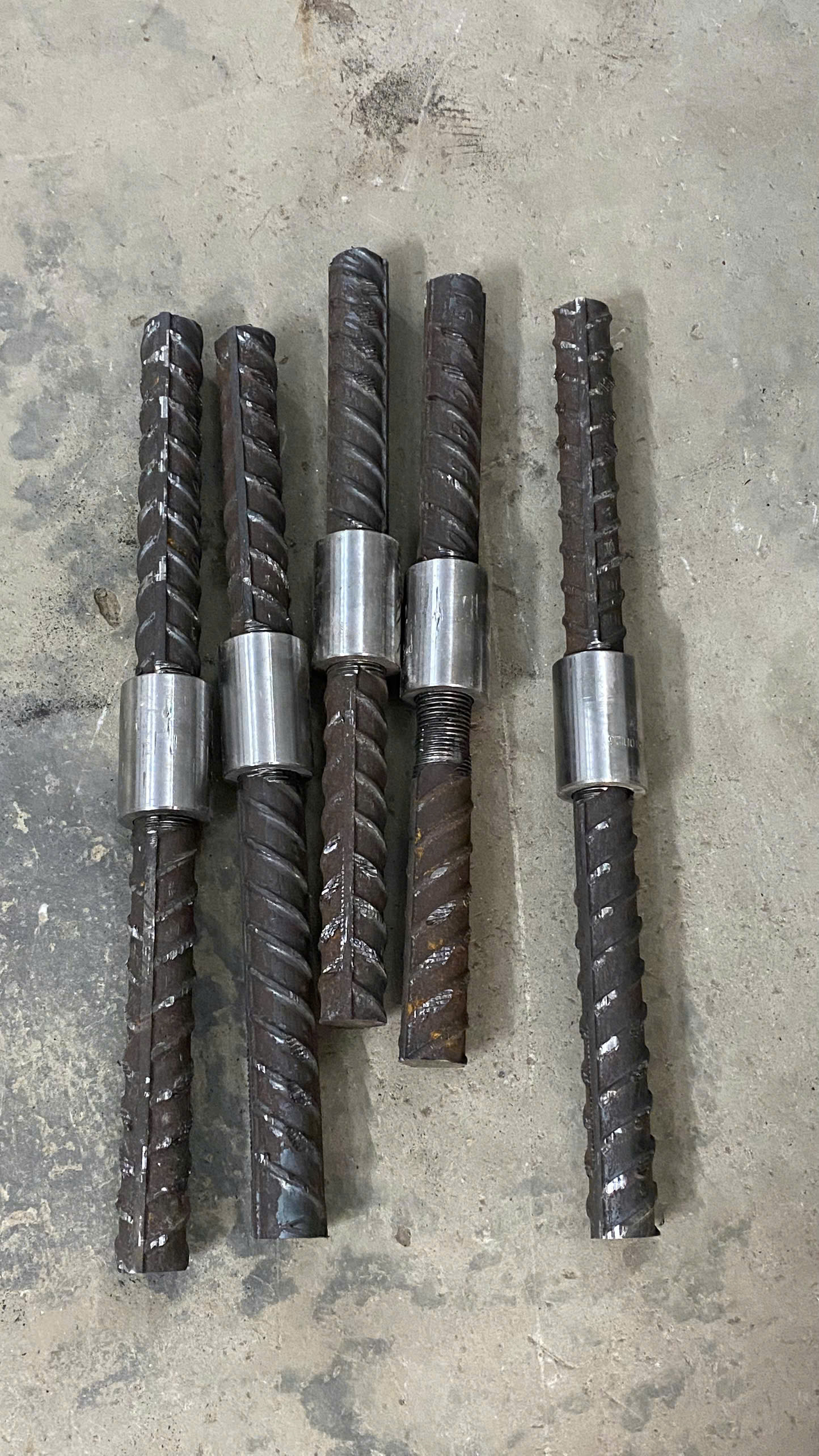 Kim loại và Bu lông