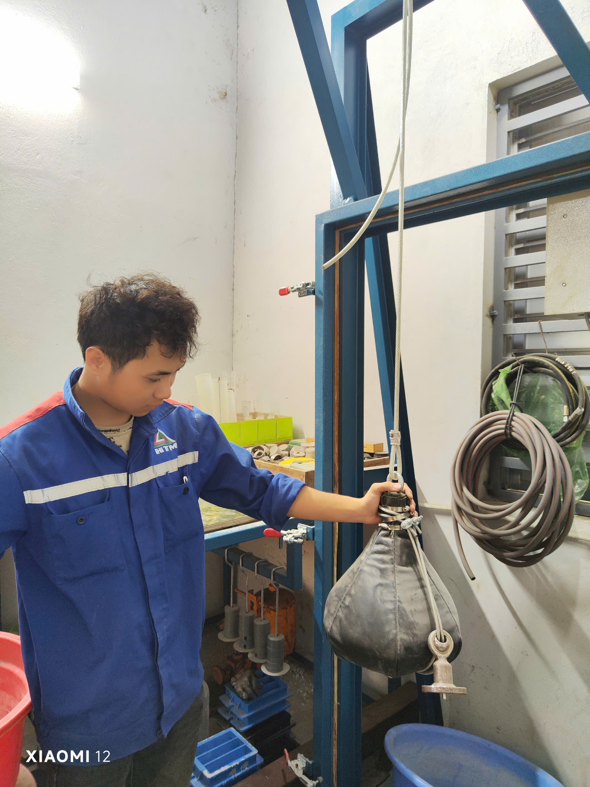 Vật liệu hoàn thiện